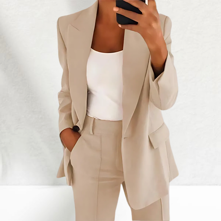 Eresa | Two-Piece Women's Suit