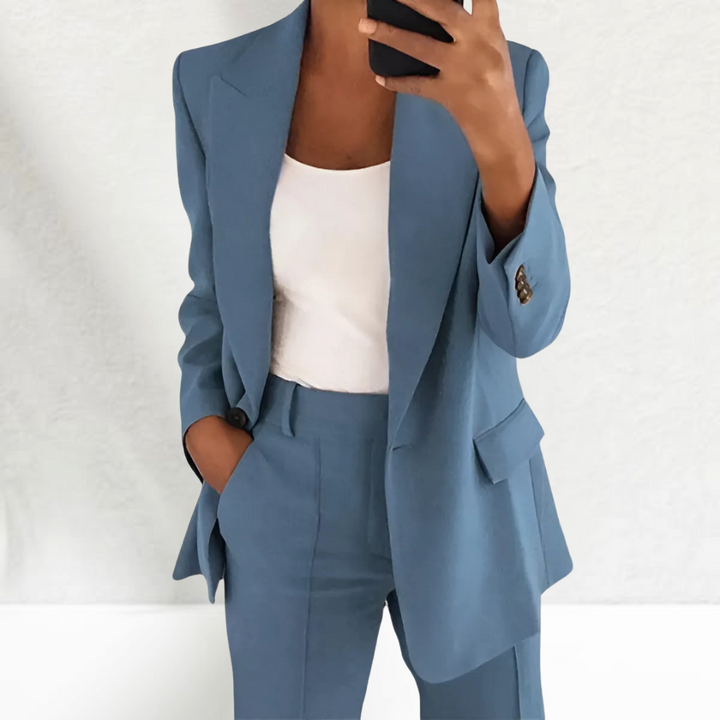 Eresa | Two-Piece Women's Suit