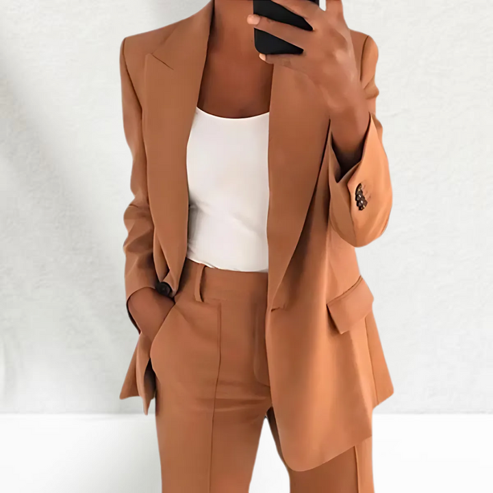 Eresa | Two-Piece Women's Suit