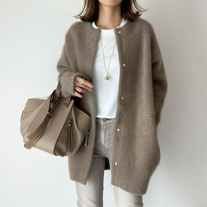 AVERY - Warm And Elegant Cardigan
