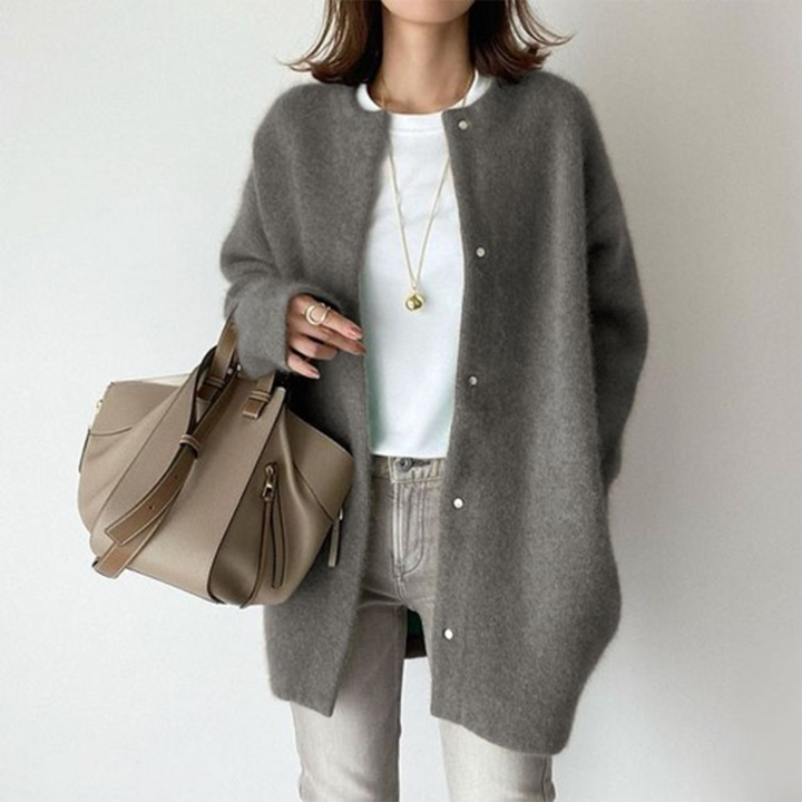 AVERY - Warm And Elegant Cardigan