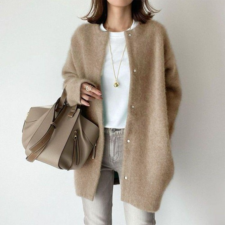 AVERY - Warm And Elegant Cardigan