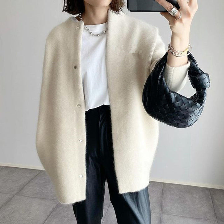 AVERY - Warm And Elegant Cardigan