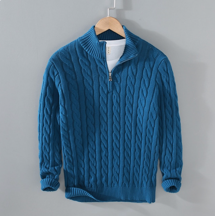 James | Classic Sweater